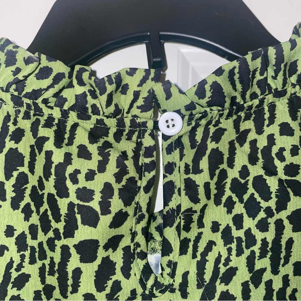 Amazon Work Blouse! - Picture 4 of 4